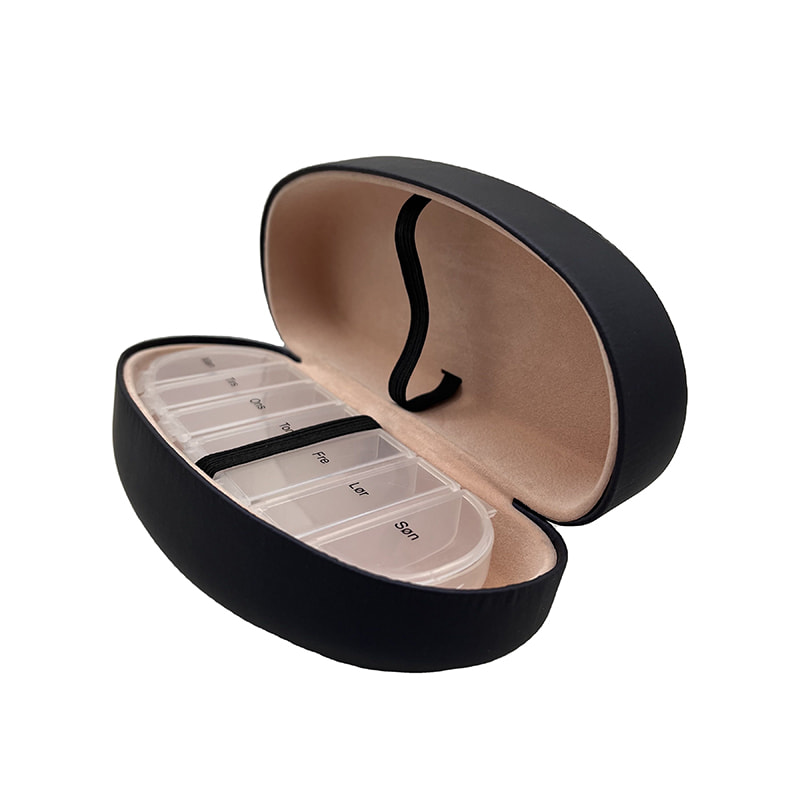 Novelty Weekly 7 Compartment Pill Organizer na May Glasses Case